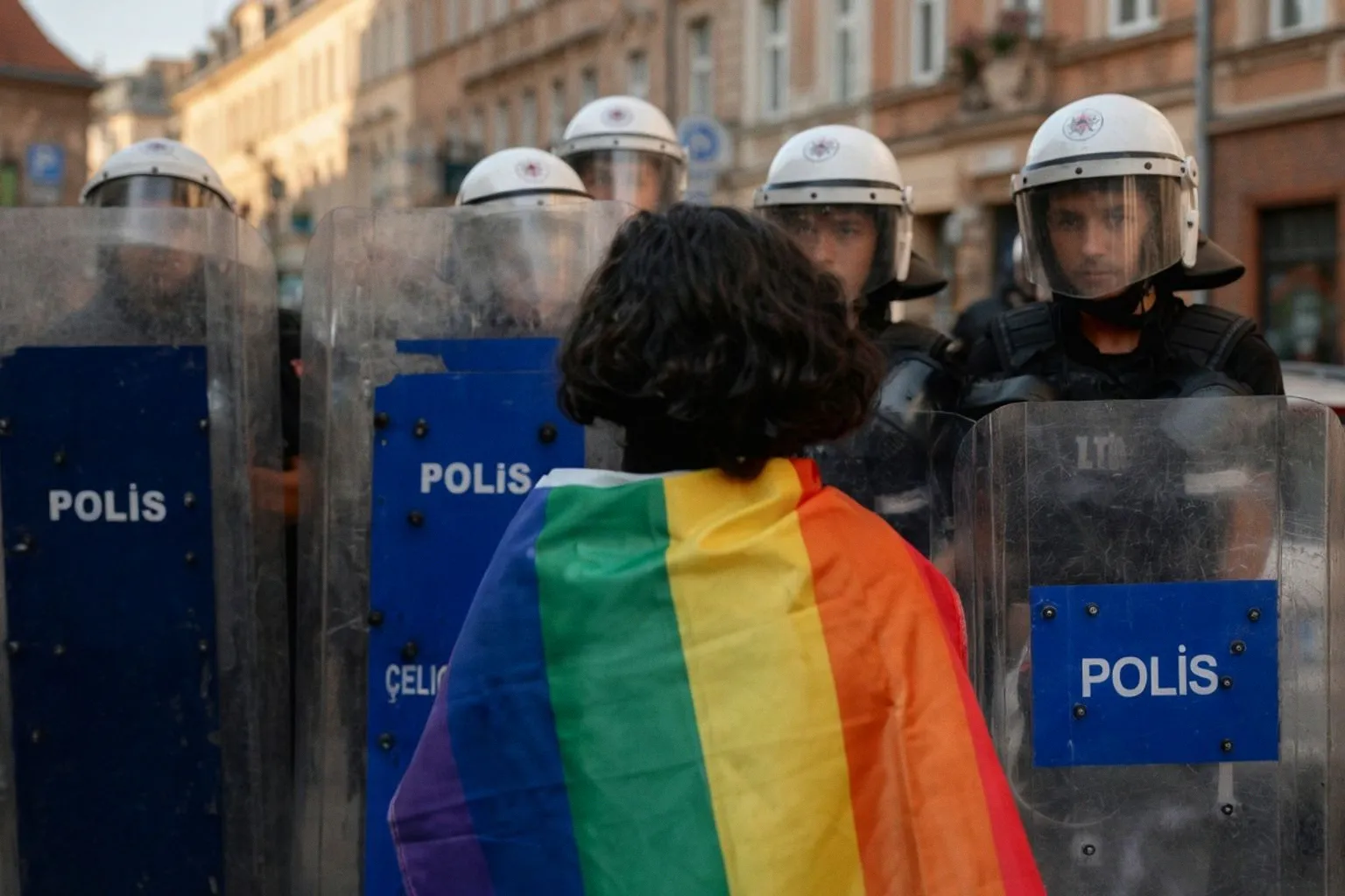 Fala represji wobec osób LGBTQ+ w Turcji wywołuje sprzeciw organizacji praw człowieka
