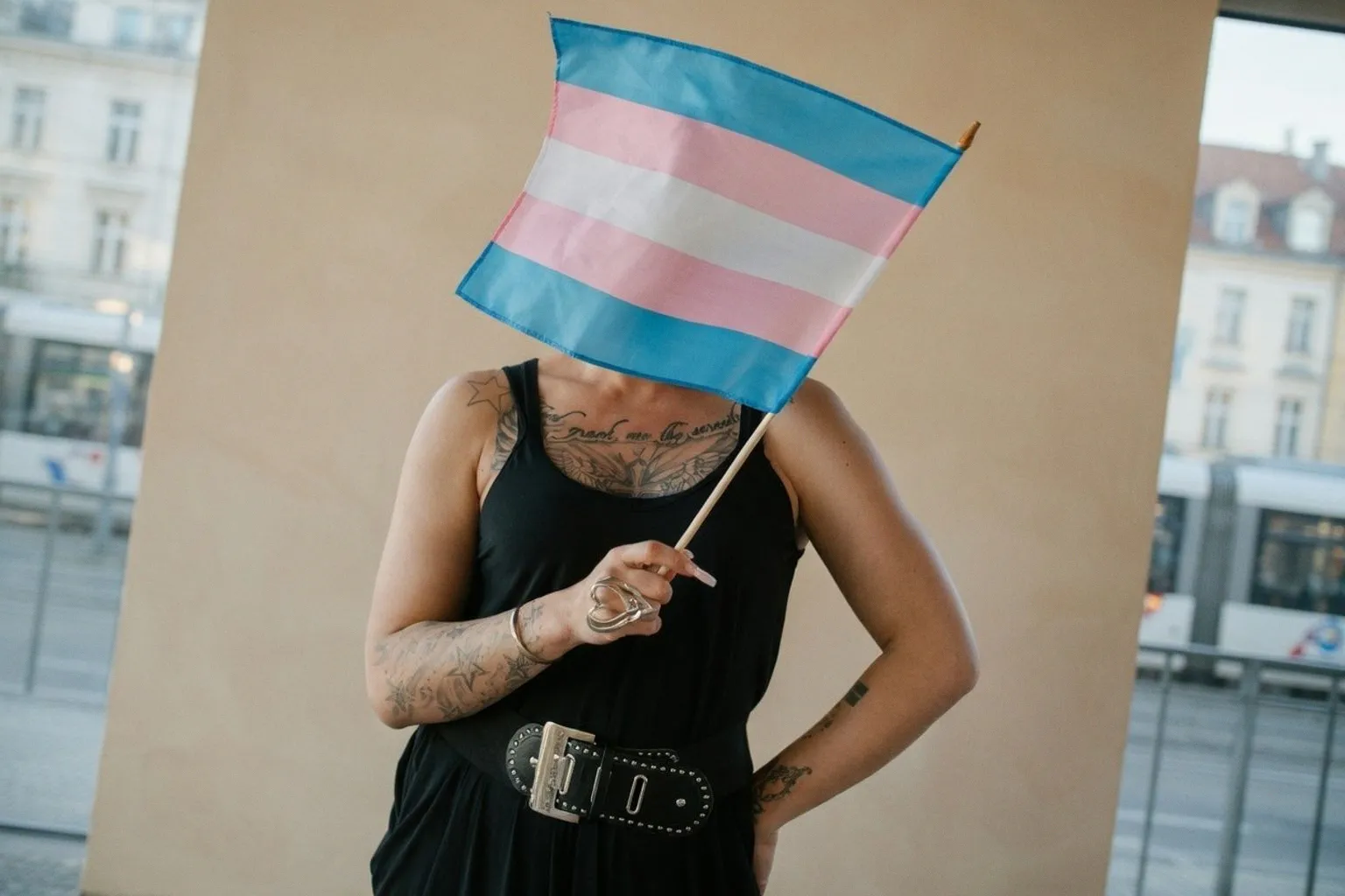 Irlandzkie organizacje LGBT+ przed ONZ: Dlaczego rządowe strategie pozostają tylko na papierze?