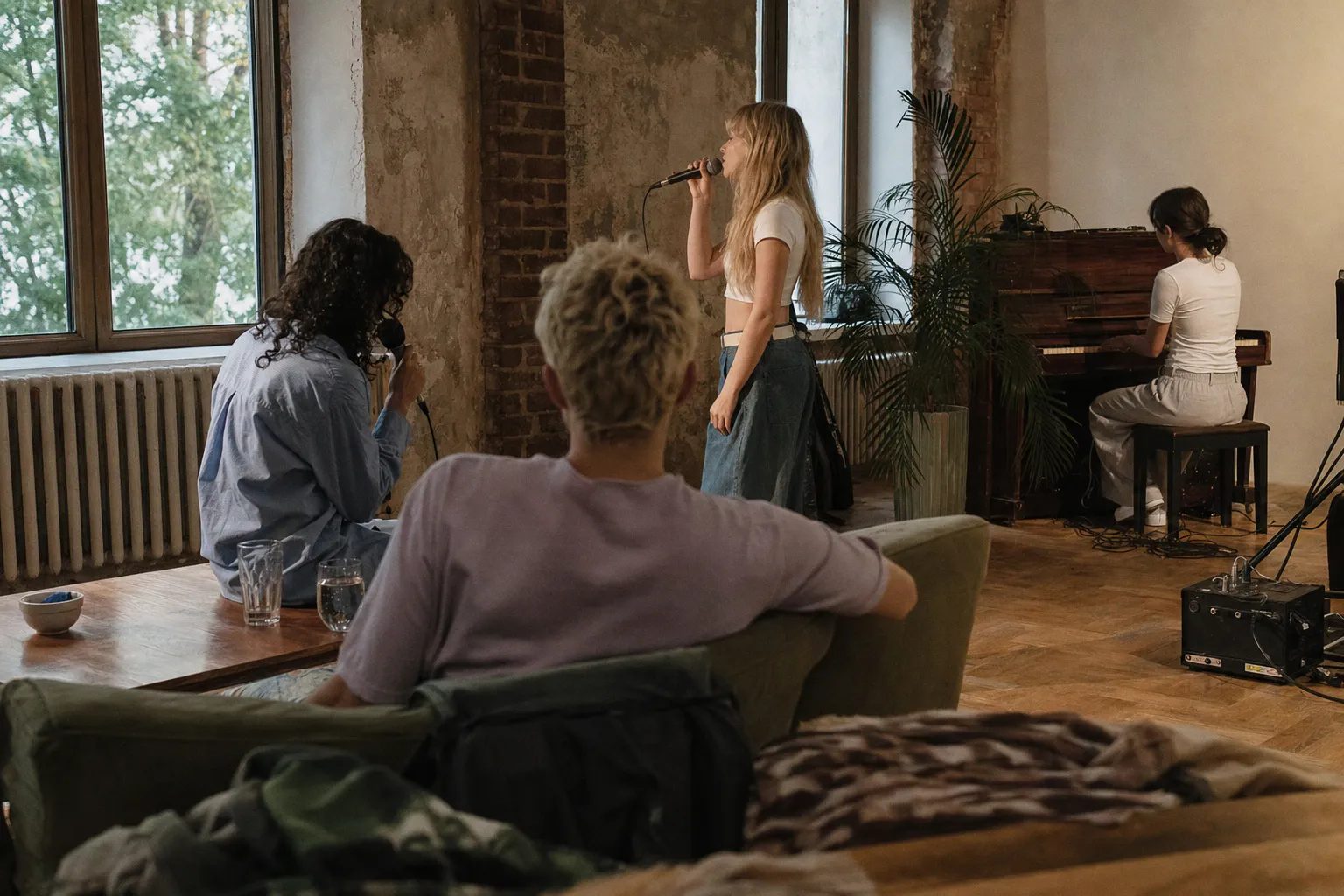 Sabrina Carpenter Shouts Out Queer Community's Impact on Pop Music